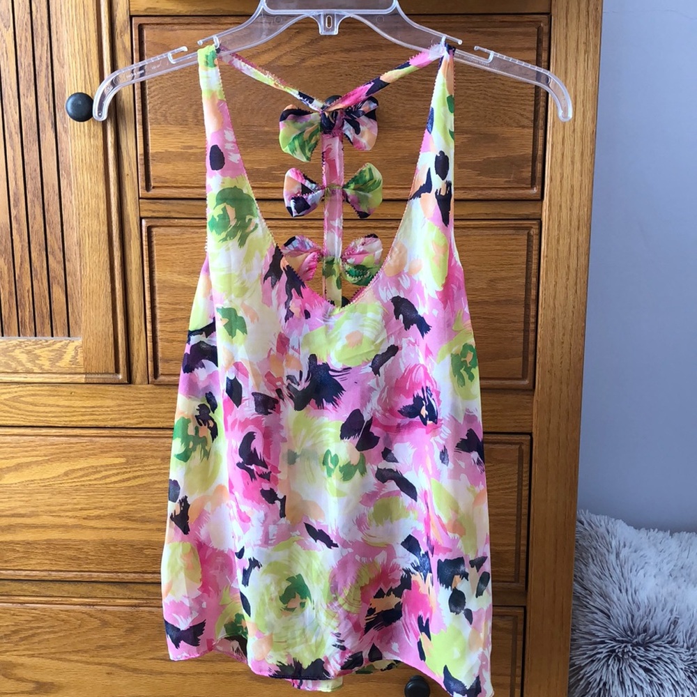 Colorful v neck sleeveless tank, size XS